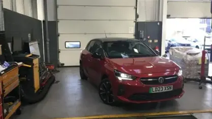Used Vauxhall Corsa-e Ultimate 100 kW (136 HP) 2023 Red Hatchback