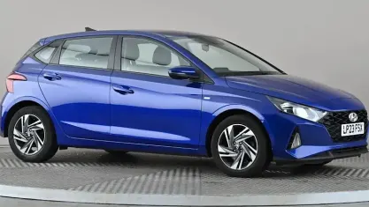 Used Hyundai i20 SE 101 HP (74 kW) 2023 Blue Hatchback