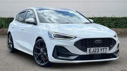 Used Ford Focus ST 280 HP (205 kW) 2024 Hatchback