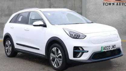 Used Kia e-Niro 150 kW (204 HP) 2022 White SUV