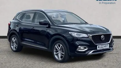 Used MG HS Excite 162 HP (119 kW) 2022 Metallic  black pearl SUV