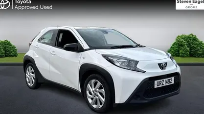 Used Toyota Aygo X PURE 72 HP (52 kW) 2025 SUV