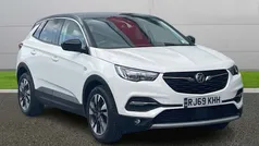 Used 2021 Vauxhall Grandland X SRi SUV | £11,000 (Fair price)