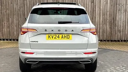 Used 2024 Skoda Karoq SportLine SUV | £25,499 (Fair price)