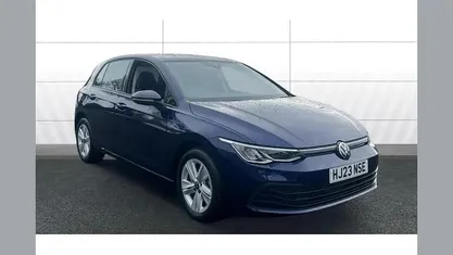 Used VW Golf VIII Life 131 HP (96 kW) 2023 Hatchback