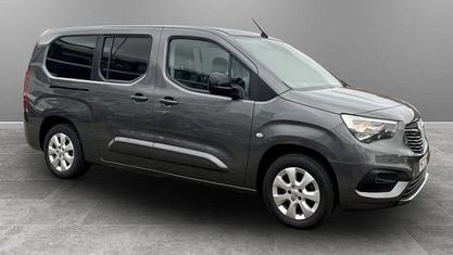 Used Vauxhall Combo 100 kW (136 HP) 2022 MPV