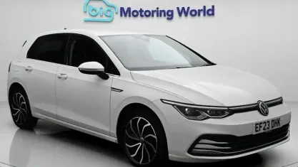 Used VW Golf VIII Edition 131 HP (96 kW) 2023 White Hatchback