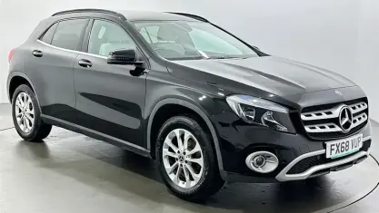 Used Mercedes GLA200 Executive 156 HP (114 kW) 2018 Black SUV