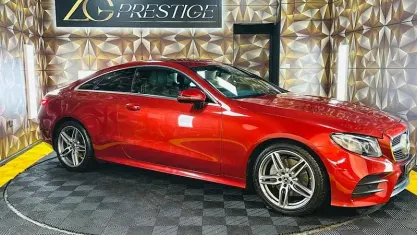 Begagnad Mercedes E220 AMG line 194 HK (142 kW) 2019 Röd Sportkupé