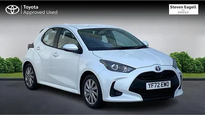 Used 2025 Toyota Yaris Hybrid Hatchback | £17,299 (Super price)