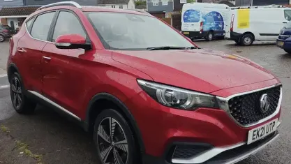 Used MG ZS Exclusive 105 kW (143 HP) 2021 Red SUV