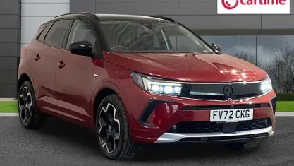 Used Vauxhall Grandland X Ultimate 131 HP (96 kW) 2022 Red SUV