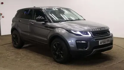 Used 2018 Land Rover Range Rover evoque SE Hatchback | £13,495 (Fair price)