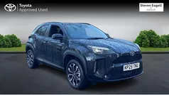 Used 2025 Toyota Yaris Hybrid Design Estate | £24,960 (Fair price)