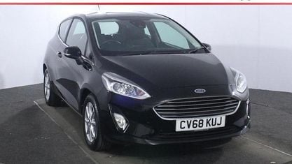 Second-hand Ford Fiesta Zetec 101 CP (74 kW) 2018 Negru Hatchback