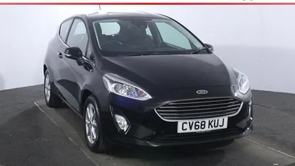Used Ford Fiesta Zetec 101 HP (74 kW) 2018 Black Hatchback