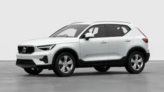 Used 2025 Volvo XC40 Core SUV | £35,840 (Fair price)