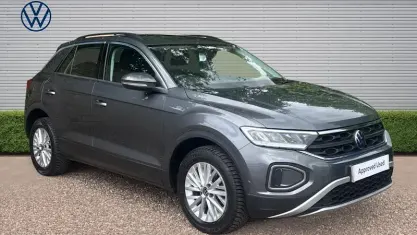 Used VW T-Roc Life 150 HP (110 kW) 2024 SUV