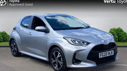 Used Toyota Yaris Design 116 HP (85 kW) 2025 Silver Hatchback
