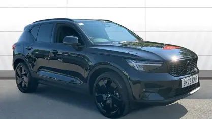 Used Volvo XC40 Plus 197 HP (144 kW) 2025 Black SUV