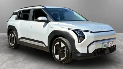 Used Kia EV3 Air 150 kW (204 HP) 2026 Silver SUV