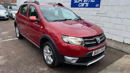 Used Dacia Sandero Lauréate 90 HP (66 kW) 2016 Hatchback