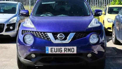Used Nissan Juke N-Connecta 117 HP (86 kW) 2016 Blue SUV