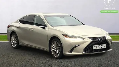 Used Lexus ES300H 218 HP (160 kW) 2021 White Sedan