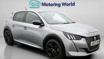 Gebraucht Peugeot 208 GT 131 PS (96 kW) 2023 Grau Kleinwagen