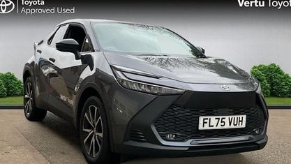 Begagnad Toyota C-HR Design 223 HK (164 kW) 2025 Grå SUV