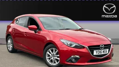 Usado Mazda 3 165 CV (121 kW) 2016 Rojo Utilitario