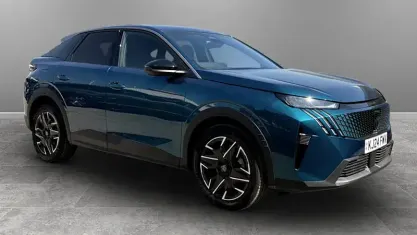 Begagnad Peugeot 3008 Allure 136 HK (100 kW) 2025 SUV
