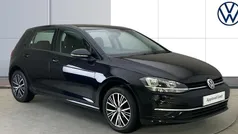 Black Used 2017 VW Golf VII SE Hatchback | £13,704 (Fair price)