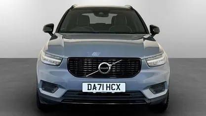 Used Volvo XC40 R-Design 211 HP (155 kW) 2021 Grey SUV