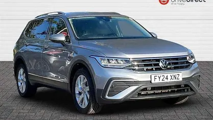 Used 2024 VW Tiguan Allspace Life SUV | £23,999 (Fair price)