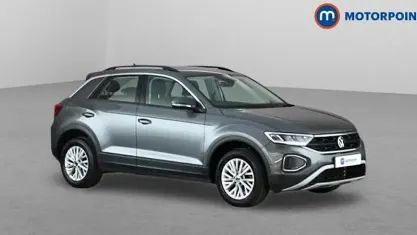 Used VW T-Roc Life 110 HP (80 kW) 2024 SUV