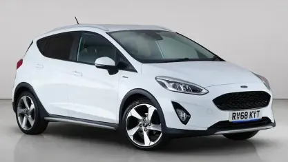 Used Ford Fiesta Active 101 HP (74 kW) 2018 White Hatchback