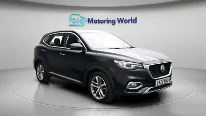 Used MG HS Exclusive 258 HP (189 kW) 2022 Black SUV
