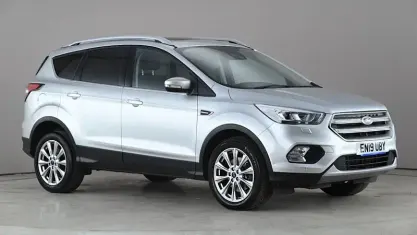 Begagnad Ford Kuga Titanium 179 HK (131 kW) 2019 Silver SUV