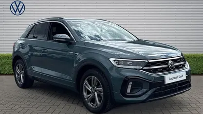 Used VW T-Roc R-line 150 HP (110 kW) 2025 Blue SUV