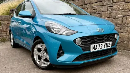 Used Hyundai i10 SE 67 HP (49 kW) 2022 Blue Hatchback