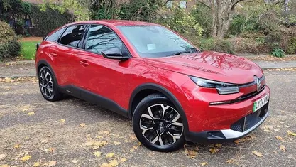 Used Citroën e-C4 114 kW (156 HP) 2025 Hatchback