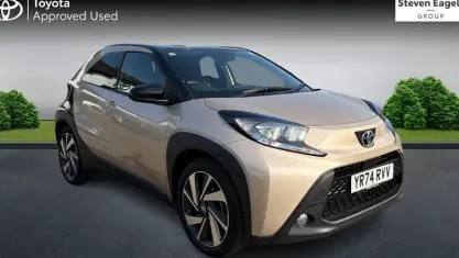 Used Toyota Aygo X 72 HP (52 kW) 2024 Beige SUV