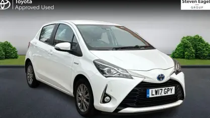 Used Toyota Yaris Hybrid 101 HP (74 kW) 2019 Hatchback