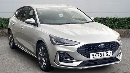Used 2025 Ford Focus ST-Line Hatchback | £22,582 (Fair price)