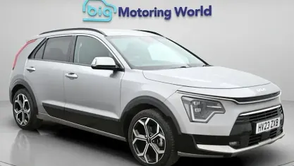 Second-hand Kia Niro 141 CP (103 kW) 2023 Gri SUV