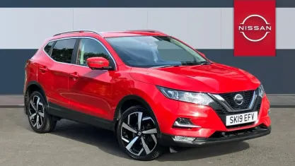 Used Nissan Qashqai N-Connecta 140 HP (102 kW) 2019 Red SUV