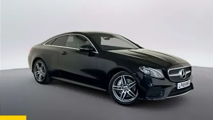 Usado Mercedes E400 AMG line 340 HP (250 kW) 2019 Preto Coupé