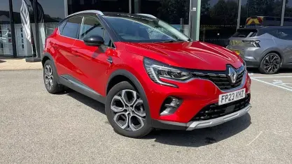 Używany Renault Captur Techno 91 KM (66 kW) 2024 SUV