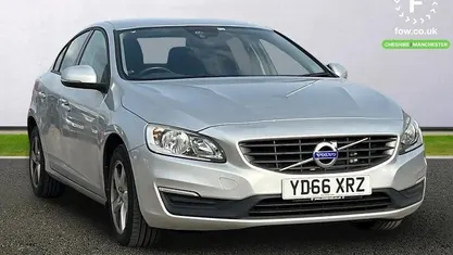 Used Volvo S60 Business Edition 120 HP (88 kW) 2016 Silver Sedan
